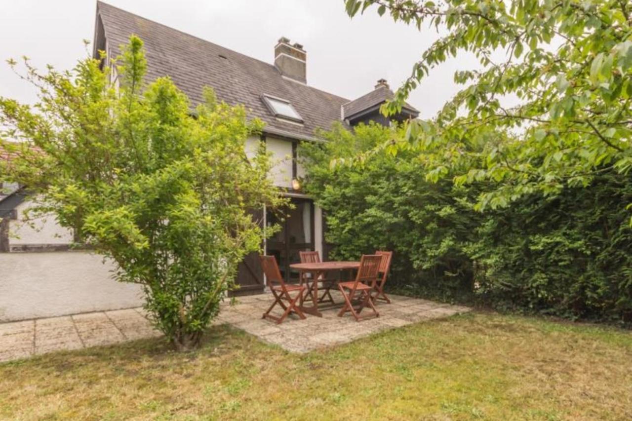 Nice House In A Residence With Swimming Pool Cabourg Buitenkant foto